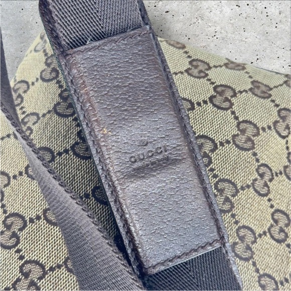Gucci Beige and Brown Monogram Shoulder Bag - Picture 6 of 9